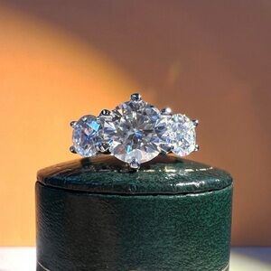 🔥Sterling Silver 925 5CT Certified Moissanite Brilliant Cut Wedding Ring Size 7